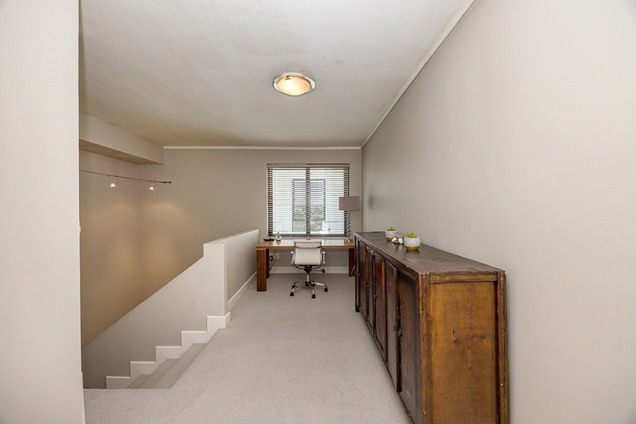 2 Bedroom Property for Sale in Big Bay Western Cape